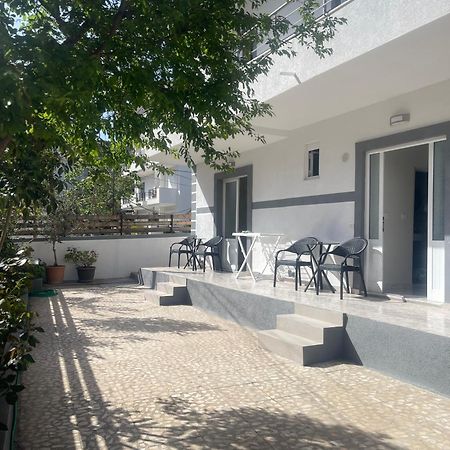 Sunflower Apartments Sarandë Exterior foto
