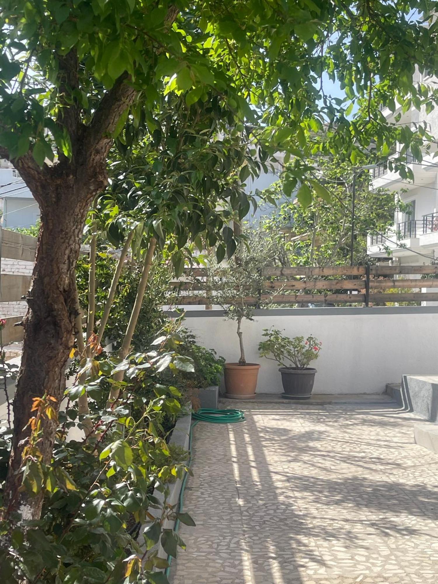 Sunflower Apartments Sarandë Exterior foto