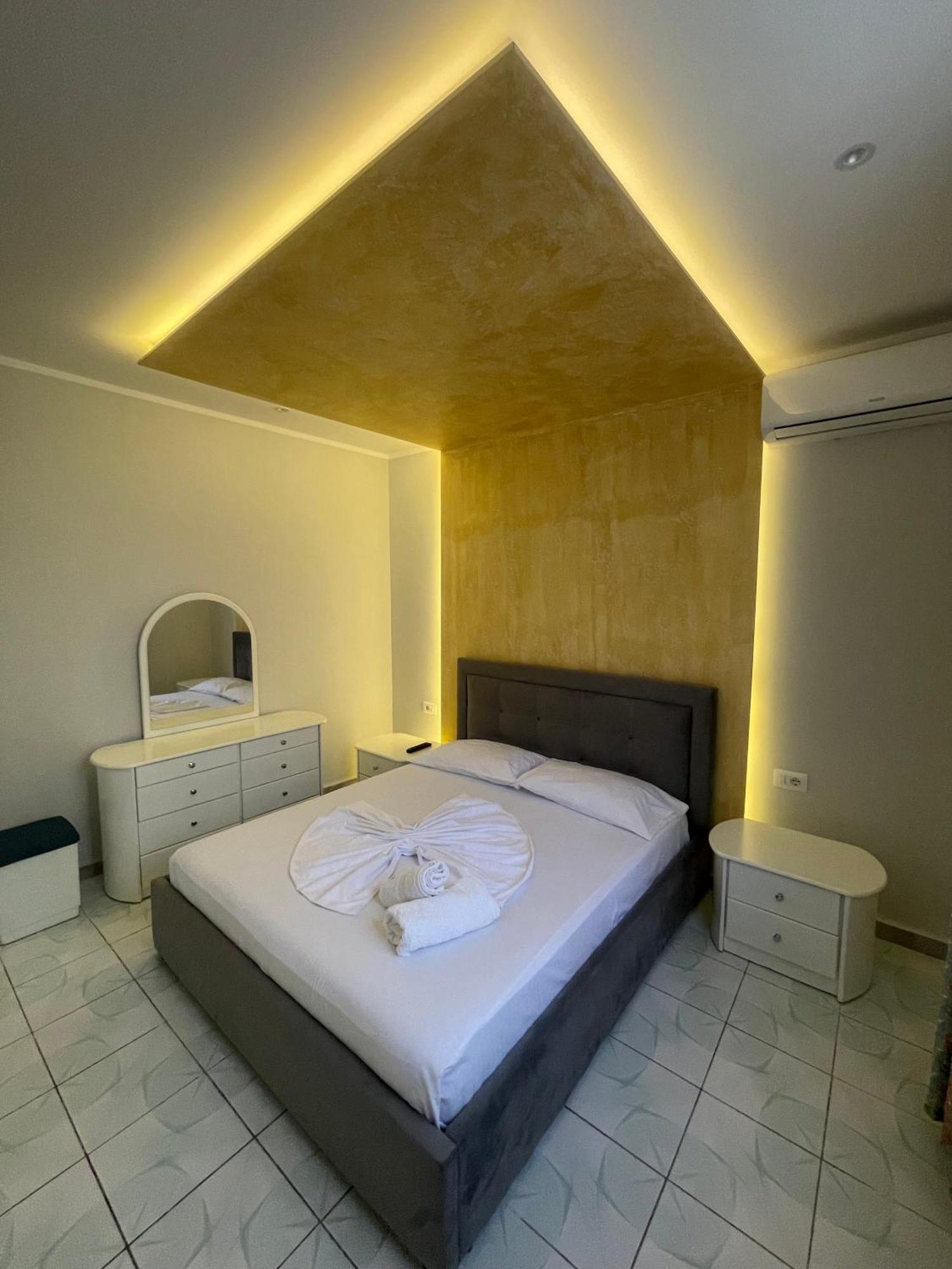 Sunflower Apartments Sarandë Exterior foto